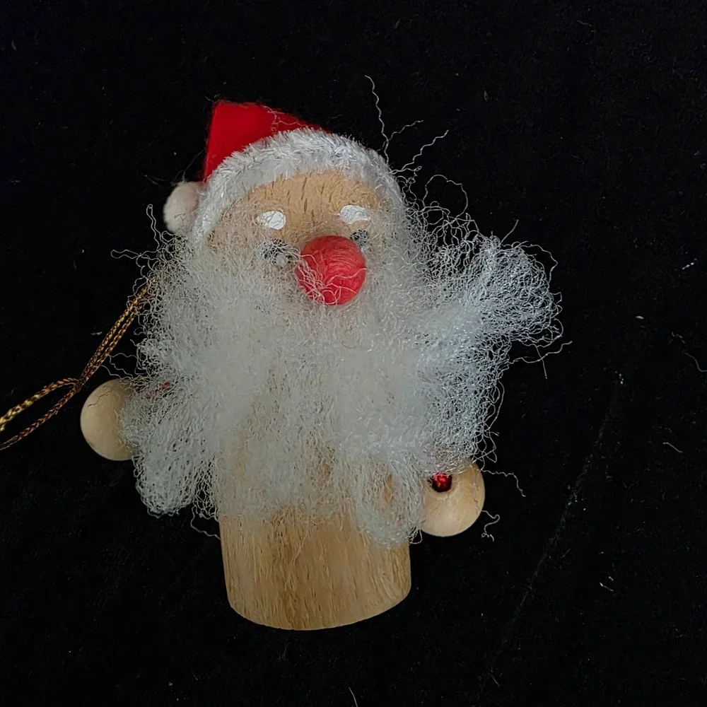 Set of 5 Vintage Red Christmas Ornaments Shiny Brite Poland Japan Hong Kong‎
